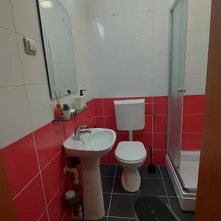 Apartment 4